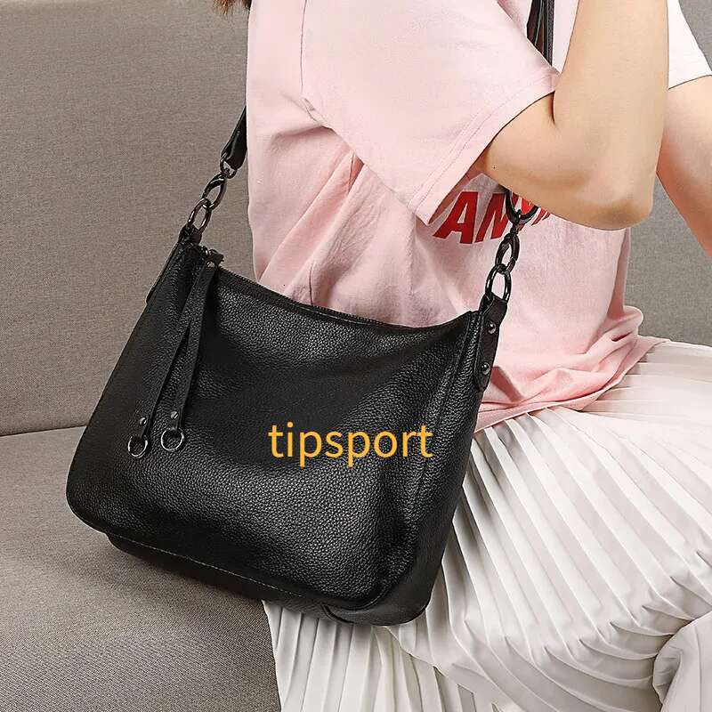 Genuine Leather Womens Shoulder High Quality Cowhide Handbag Versatile Daily Casual Crossbody Bag As Gift 251022