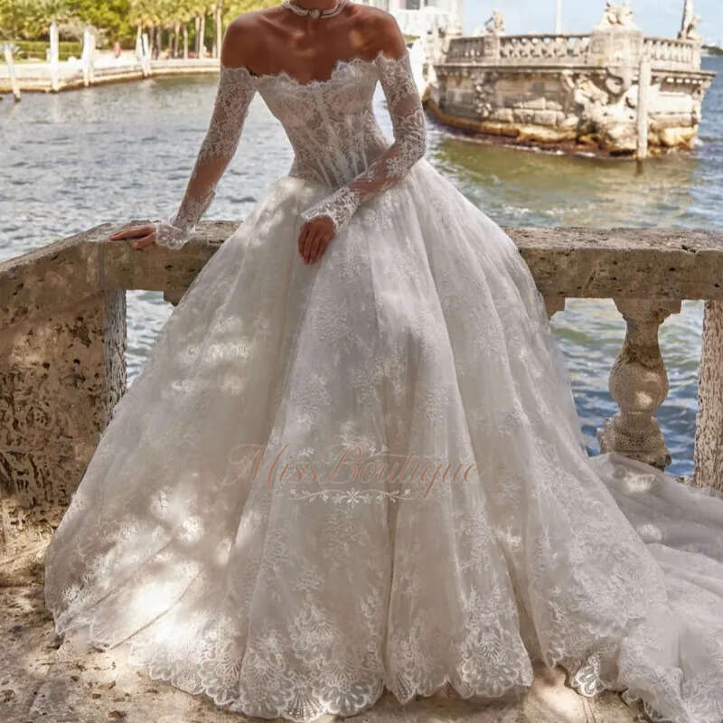 Luxury White Dubai Arabic Mermaid Dresses Applique Lace Court Train Wedding Dress Bridal Gowns Q612