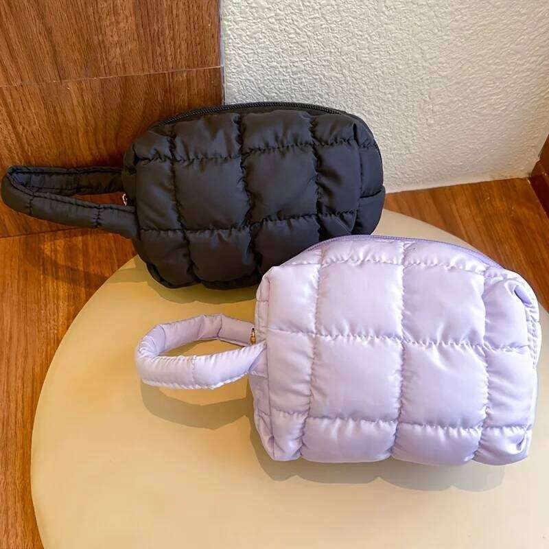 Quilted Polyester Makeup Bag, Large Capacity, Unisex-Adult, Portable Handheld Organizer, Unscented, Fashionable Grid Pattern