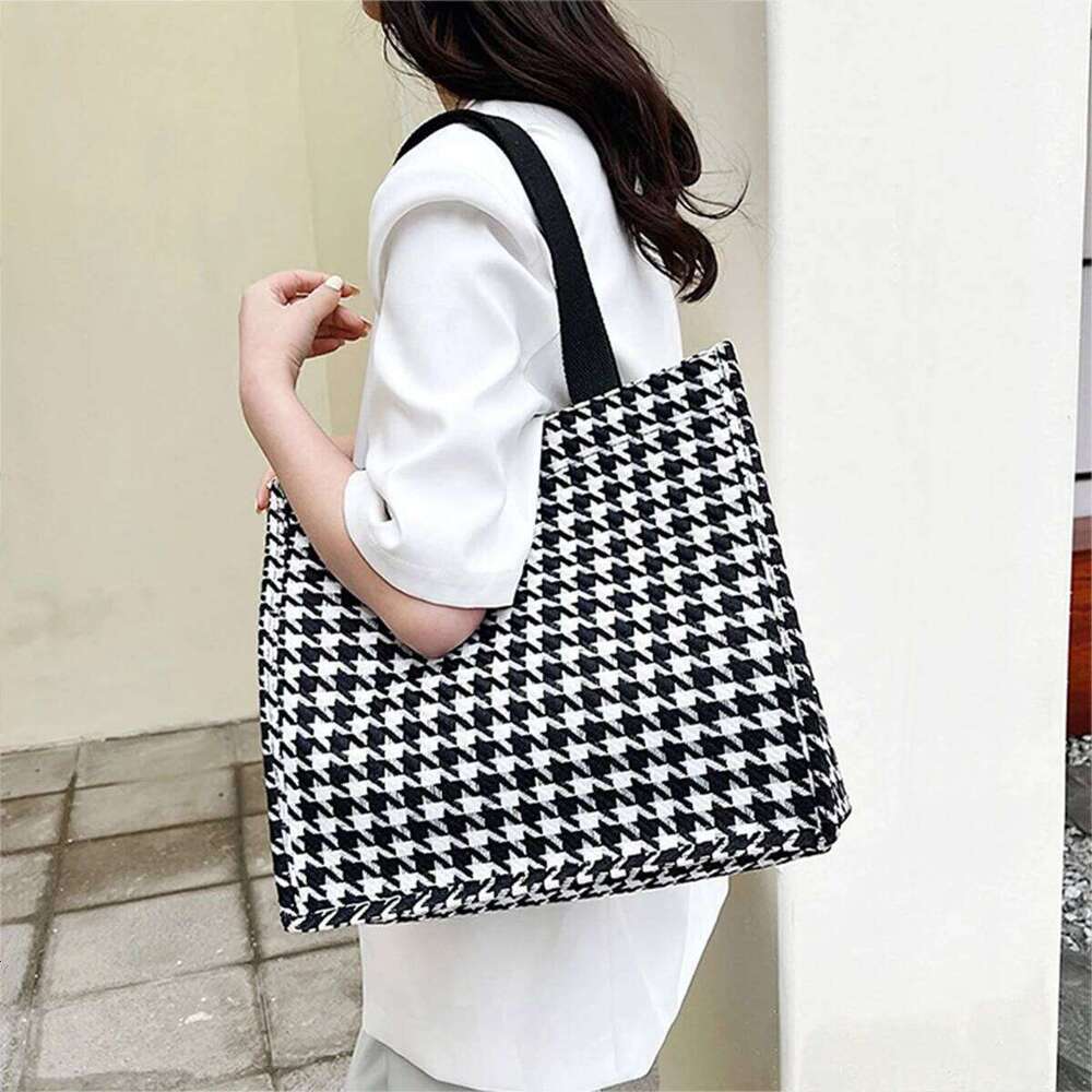 Black large capacity casual thousand-bird underarm handbag fashion Tote female ins shoulder bag a pack