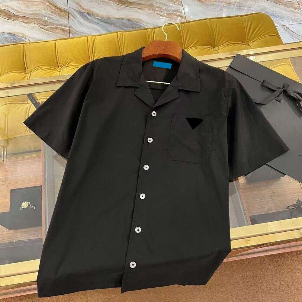 Mens Shirts Polos Tshirts Casual Shirt Tees High Quality Cotton T-Shirt Lapel Neck Pockets Pattern Brand Man Tops Tee Designer Tshirts Asian Size S-