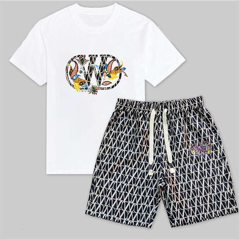 Men 2026 Foreign European-Style Trendy Summer Men's Casual Suit Fashionable Chinese-Style T-Shirt With Short Sleeves And Shorts, Two-Piece Spor