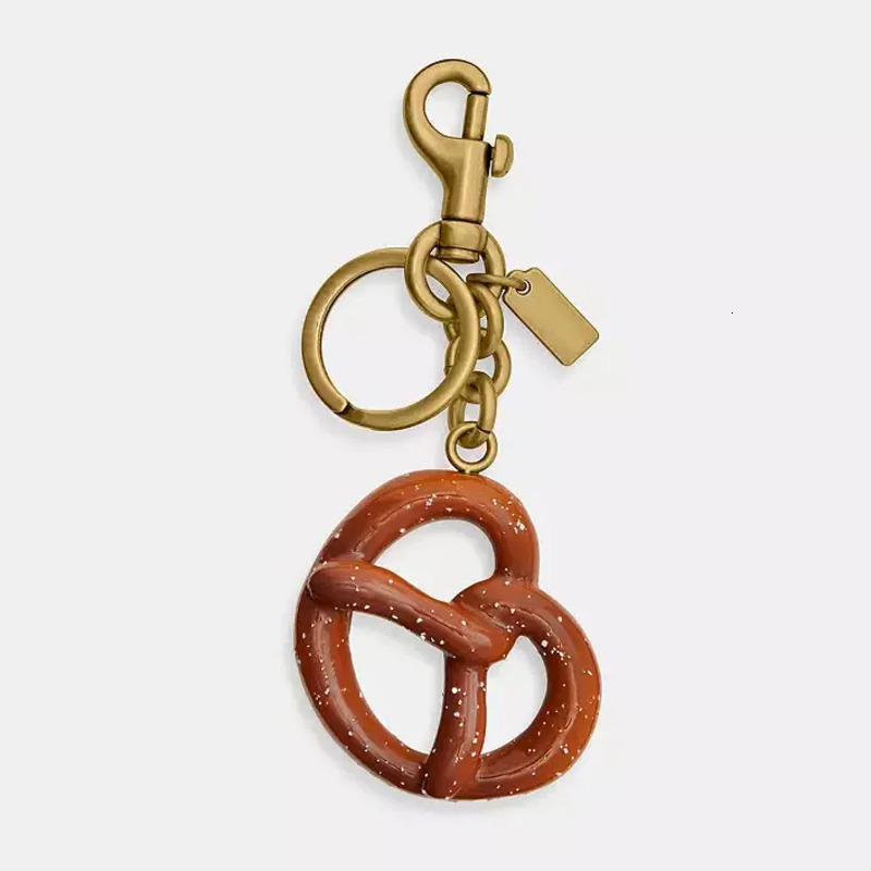 Designer 2026 Charm Taxi Small Pretzel Bag Charms Key Chain Luxury Women Wallet Keychains Keys Keyring