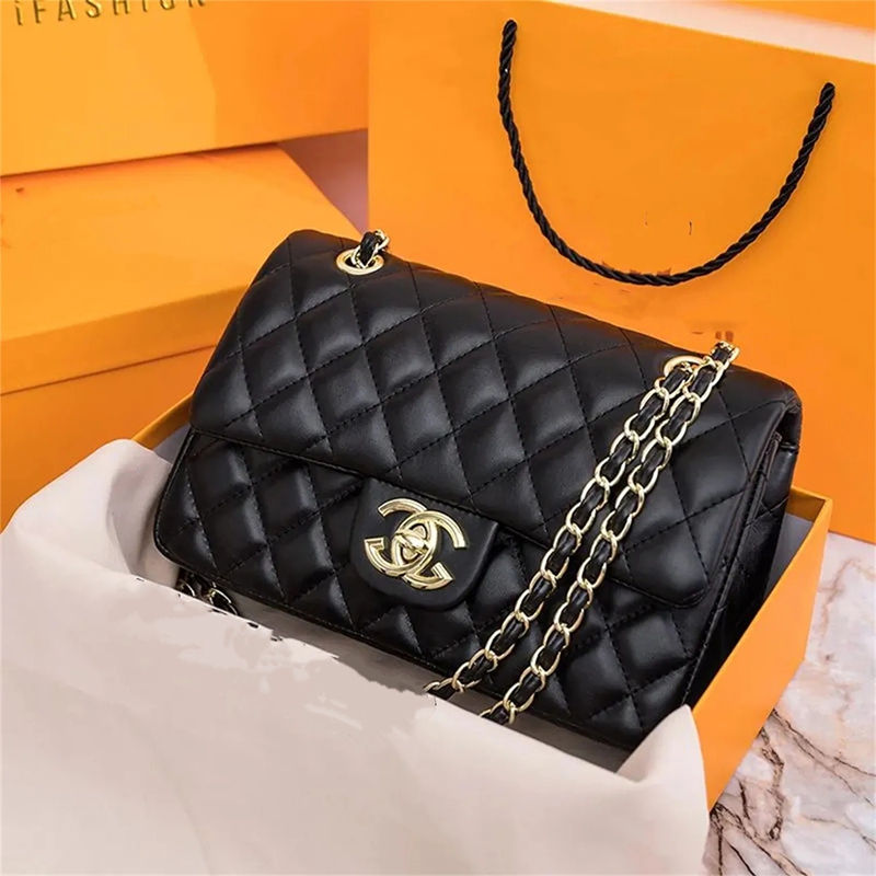 10A Top Designer Handbag Shouder Chain Bag Cutch Fap Totes Bags Waet Check Veour Thread C Purse Doube Letters Soid Hasp Waist Square Stripes Women B
