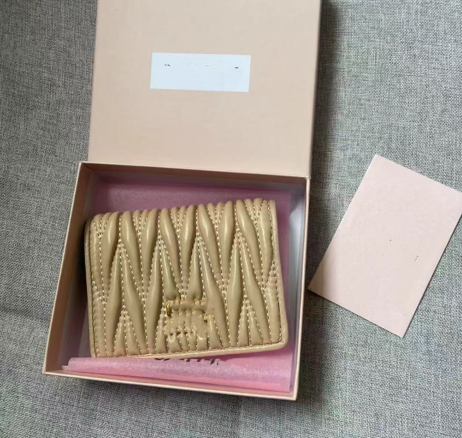 2026 new fashion Card Holders caviar woman mini wallet Designer pure color genuine leather Pebble texture luxury Black wallet 004