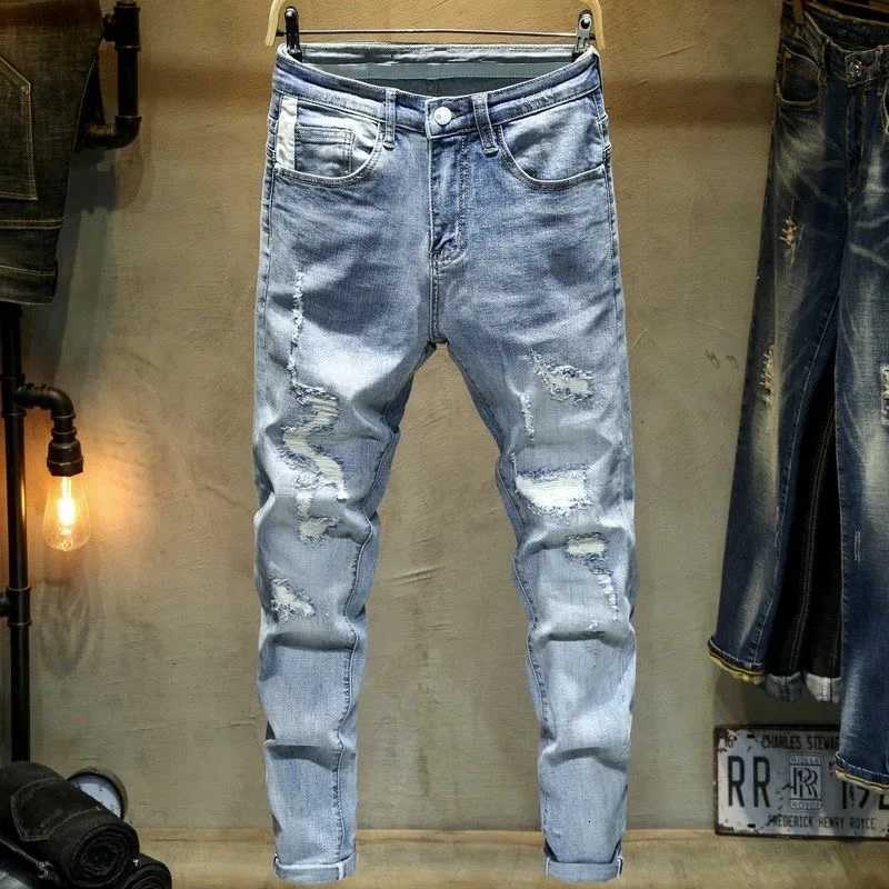 Spring and Autumn New Fashion Trend Solid Color Perforated Straight Leg Elastic Jeans Mens Casual Sports High-Quality Jeans T260410