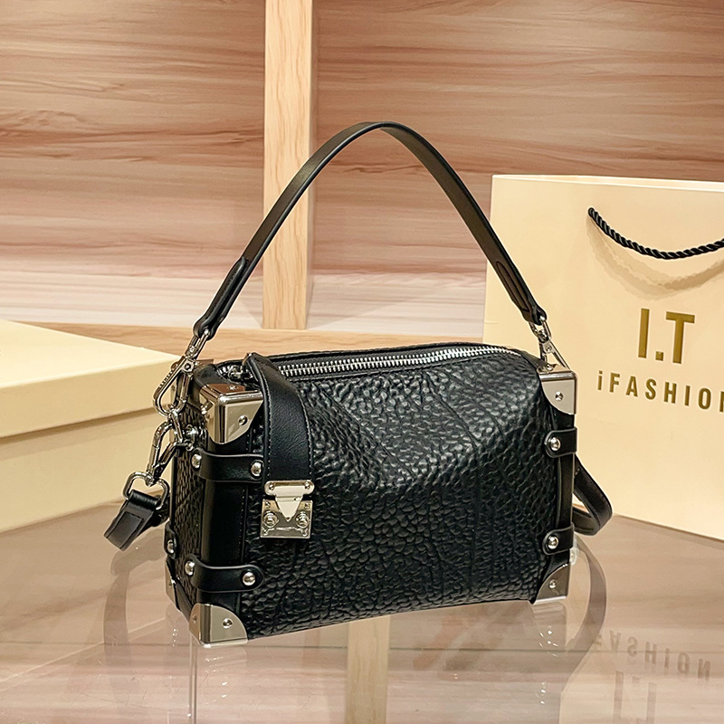 Elephant Pattern Pillow for Women 2025 New Black Soft Leather Designer Lazy Style Handbag Shoulder Crossbody Bag