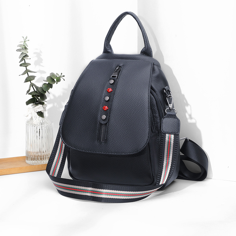 Casual genuine leather large-capacity 2026 new model simple top-layer cowhide backpack fashionable commuter bag for mothers and women