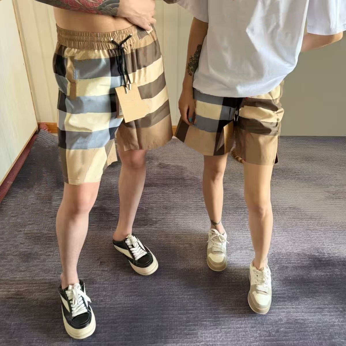Shorts Men Designer Beach Shorts Striped Elegant Swim Short High Street Luxury Mens Shorts Drawstring long Pants Multiple Colors Casual Streetwear S