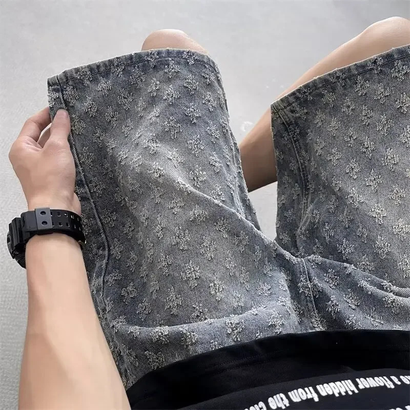American Style Mens Denim Shorts Summer Loose Straight Hole Floral Pattern HighEnd Feeling FivePoint MidLength Pants 260612