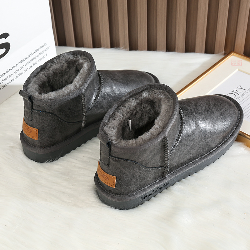CE new Free shipping luxury Snow Boots Fashionable comfortable plush warm waterproof glossy low top flat bottom snow boots