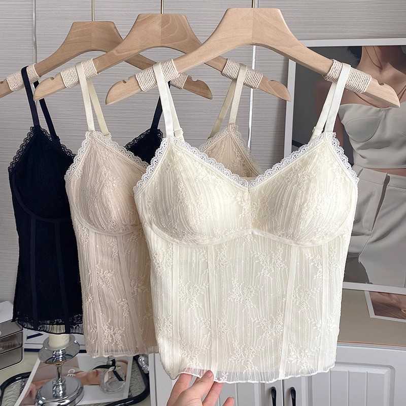 Elegant lace backless camisole with built-in bra pads for women suitable for outerwear or as an inner layer L260612