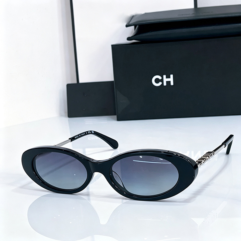 Designer Sunglasses For Women Men Beach Sun Glasses Trendy Square Metal Legs Letter Design Cat Eye Top Quality Eyeglasses Oval Luxury Monogram Sungl
