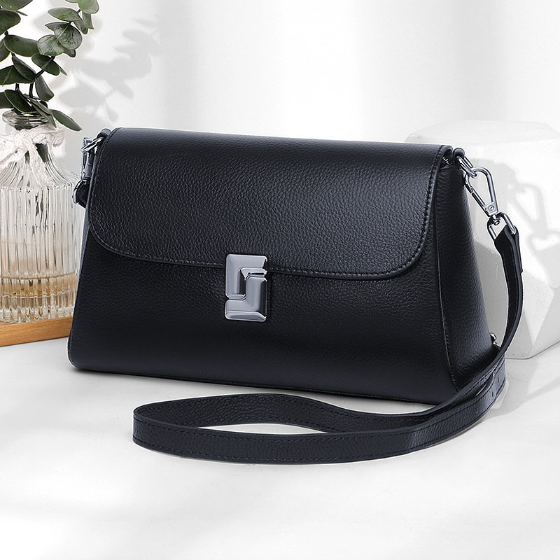 Genuine leather shoulder women 2026 new model casual large-capacity cowhide backpack versatile for commuting crossbody mini square bag