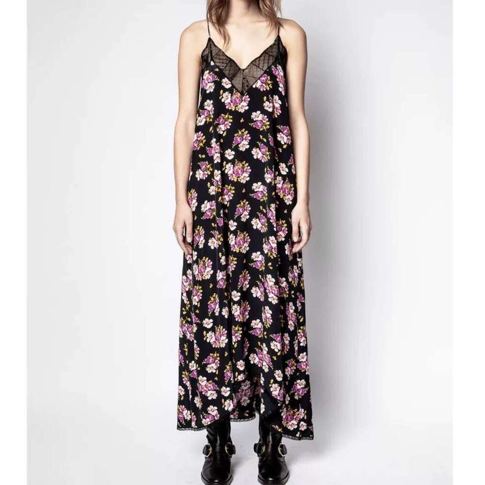 2025 vacation petite beach high quality floral camisole Designer dress dress for women in summer, simple, generous, loose and high-end dress