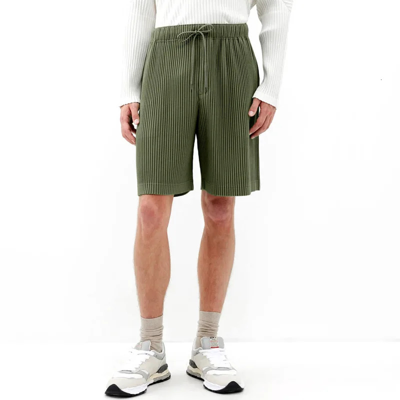 Miyake Pleated Mens Casual Shorts 2026 Japanese Solid Color Simple Loose Straight Drawstring Five-point Pants 260612