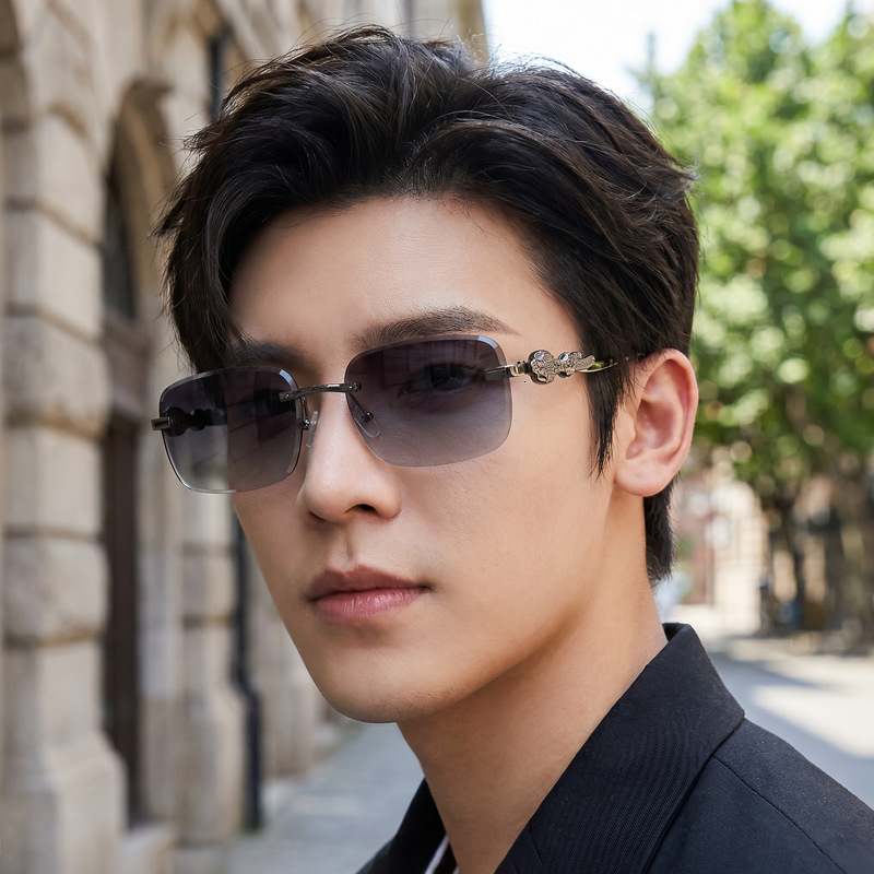 2026 New Designer Box Sunglasses With European And American Style UV Protection Cutting Edge Design Personalized Street Style Decoration Sunshade Gl
