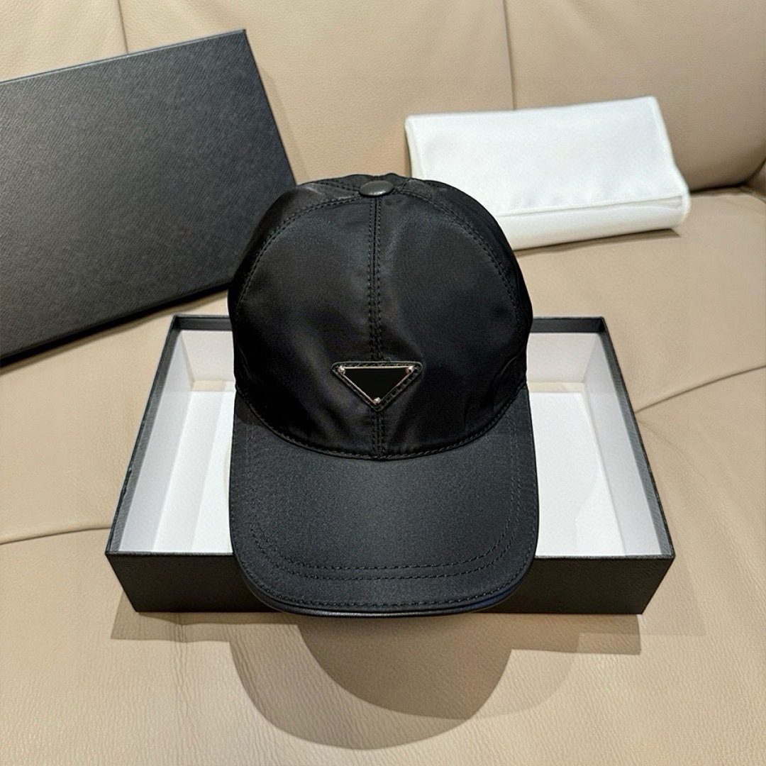Fashion Ball Caps Designer Cap Sunshade Hats Letters Sports Hat for Woman 2 Color Black and White Breathable Blending High Quality Free Size-image-951131964