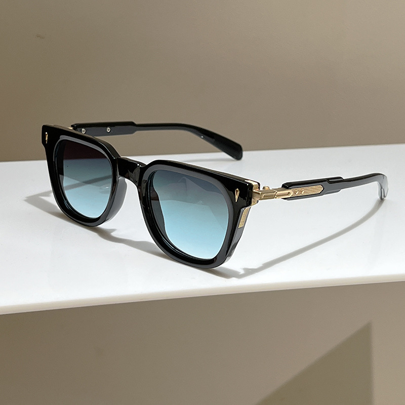 High quality 2026 New High-End Outdoor Driving Sunglasses, European and American Fashion Square Frame Metal Punk Sunglasses for Men