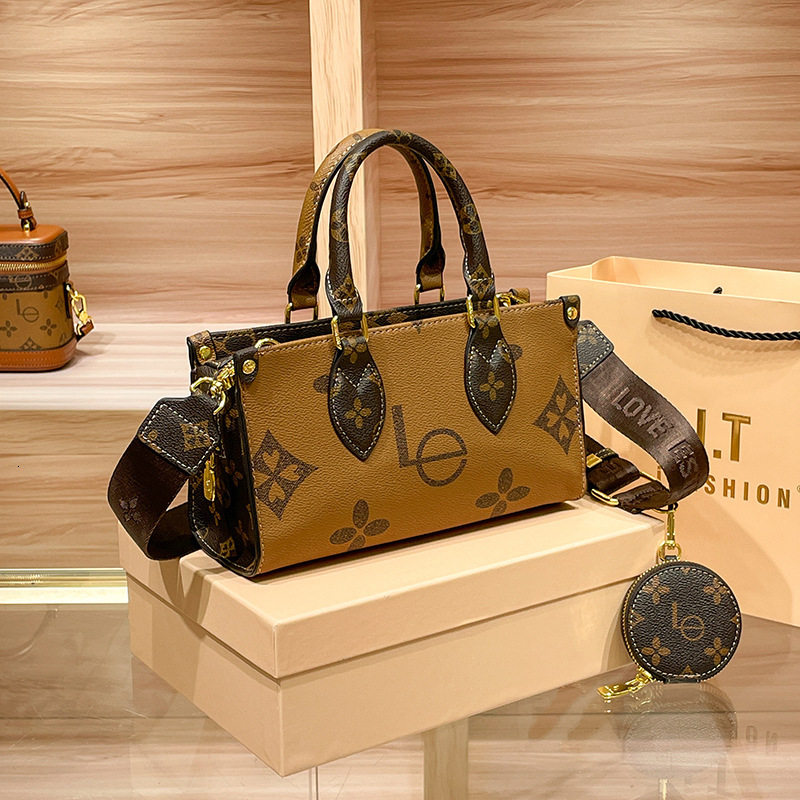 2025 New Vintage Floral Versatile Textured High-end Crossbody Small for Women Pillow Bag