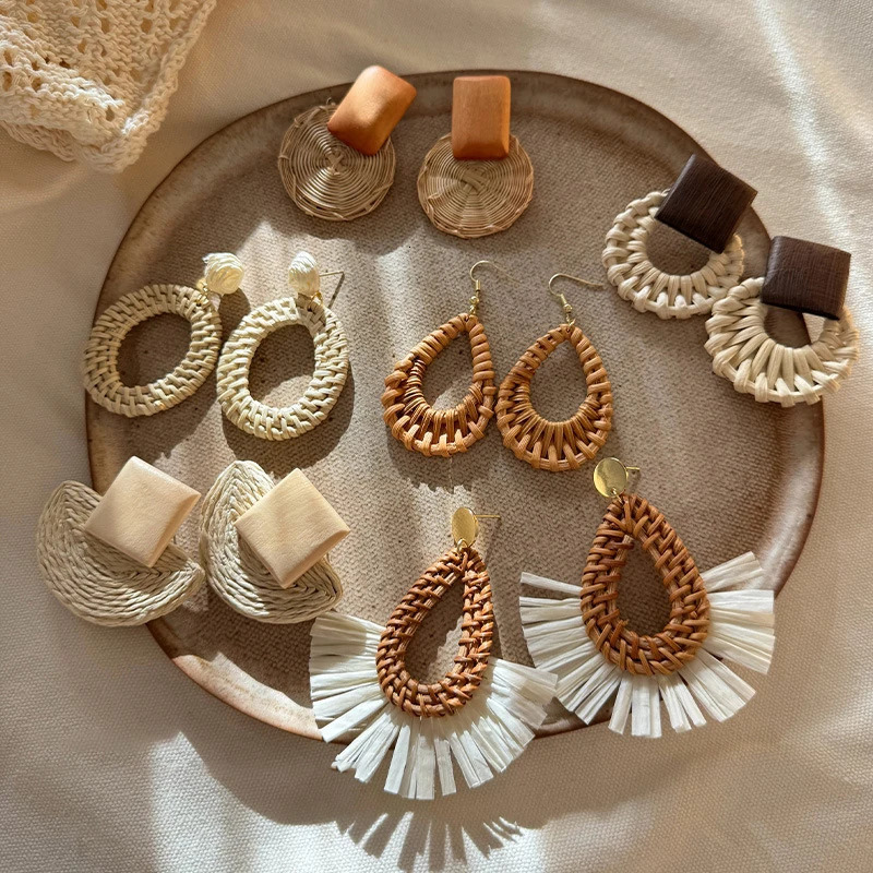 Vintage Ethnic Style Rattan Beaded Round Pendant Earrings Fashionable Party Trendy Elegant Versatile Exquisite Gentle Simple 260612