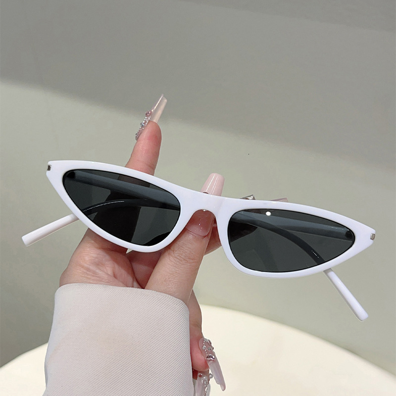High quality Triangle Cat Eye Small Frame Sun Protection European and American Fashion Trend Personality Street Niche Concave Shape Sunglasses