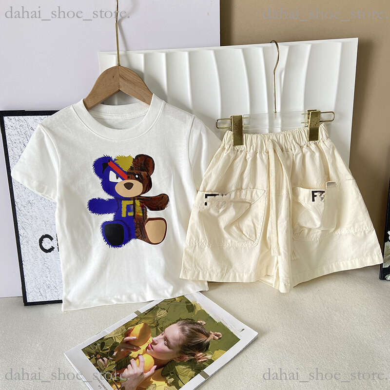 New 2026 Kids Clothing Summer New Boys Set Bear Print Cotton Short Sleeve Tshirt Cargo Loose Shorts 2 Pieces Correct Style