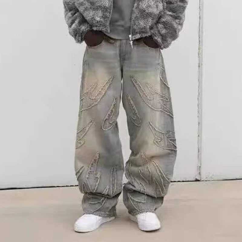 Street Gothic Retro High Waisted Wide Leg Trousers 2025 Y2k Hip Hop Baggy Jeans Mens Street Fashion Raw Edge Embroidered Jeans T260410