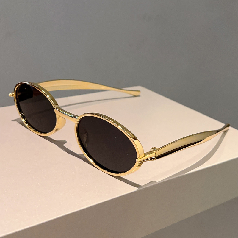 High quality European and American Retro High-End for Women, Oval Frame, UV Protection, New Style, Old Money Fashion, Street Style Sunglasses