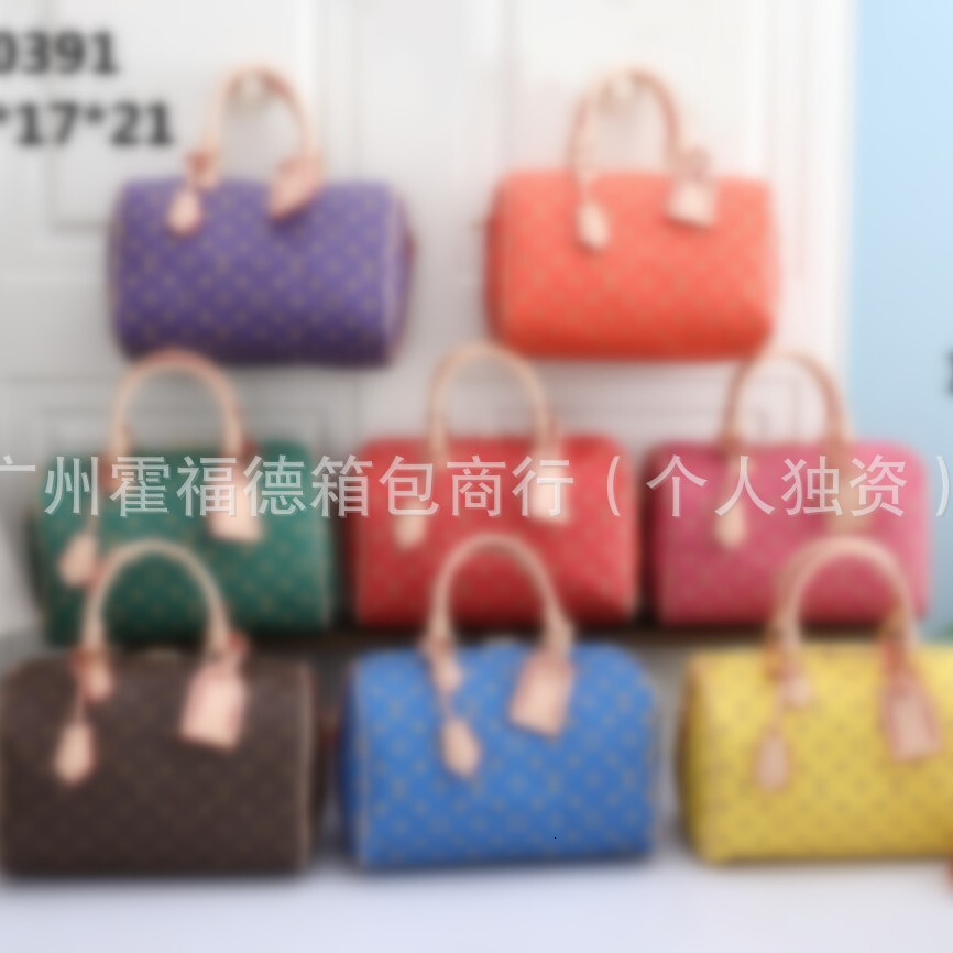 Women's bag 2026 new model ultra-fiber pillow shoulder and crossbody bag, unisex, large capacity, essential for travel, casual
