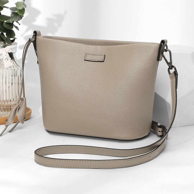 Casual genuine leather crossbody for women, 2026 new model, large capacity women's polyester versatile cowhide shoulder bag, small bucket bag