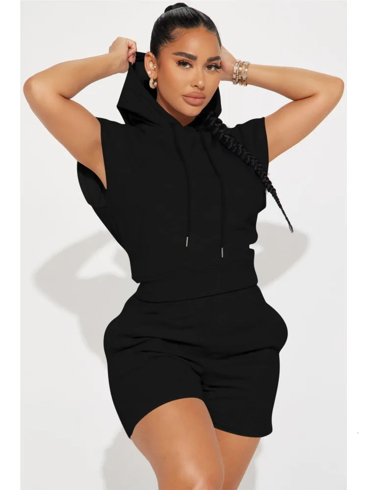 Fashion Casual Sports Sets For Women Summer Short Sleeve Hooded Shorts Two Piece Set Lades Solid Color Suit Streetwear 260612