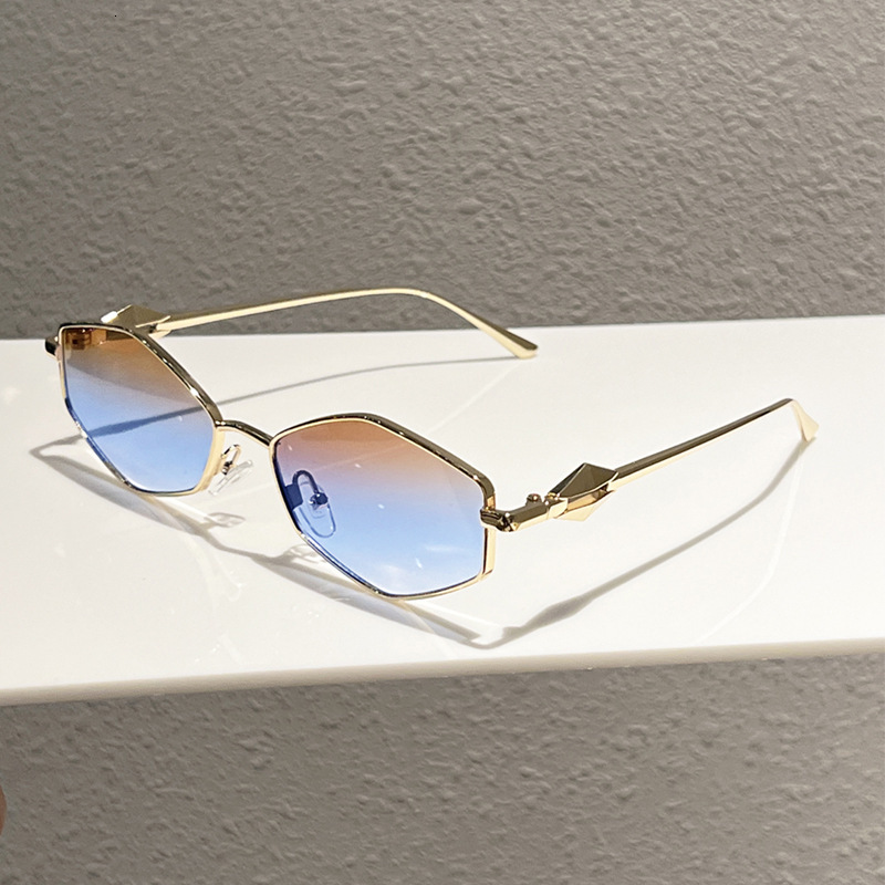 High quality New European American casual street style versatile for women, fashionable and high-end, irregular diamond-shaped metal sunglasses whol
