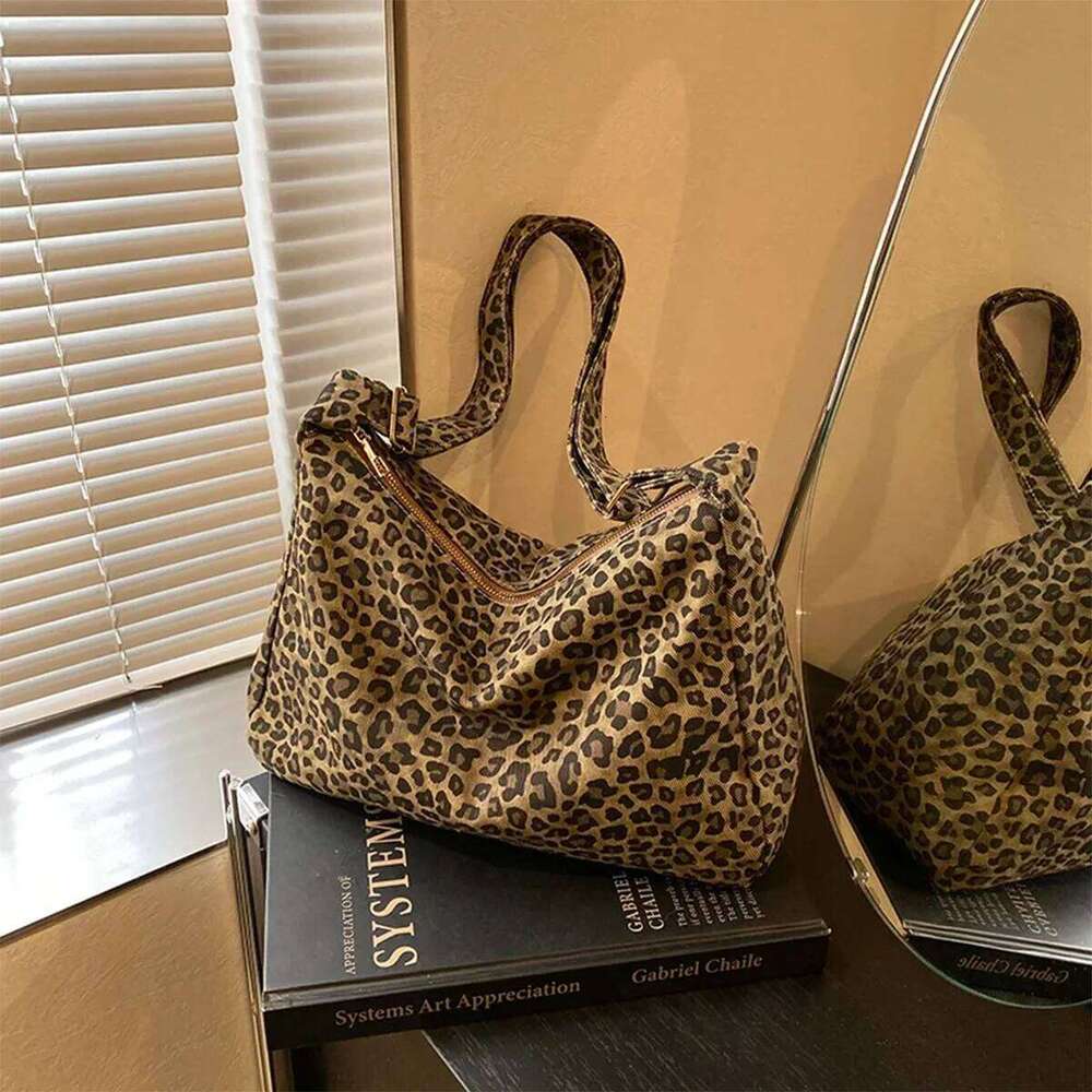 Leopard Print Retro Womens Shoulder Trendy Casual Soft Textile Large Capacity Crossbody Bag for Commute and Outings