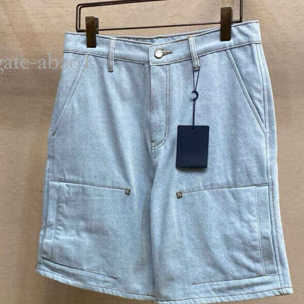 Designer Men's shorts Summer New Casual Fashion Men's Loose Light-Colored Denim Shorts With Embroidered Letter Logo On The Back bec3