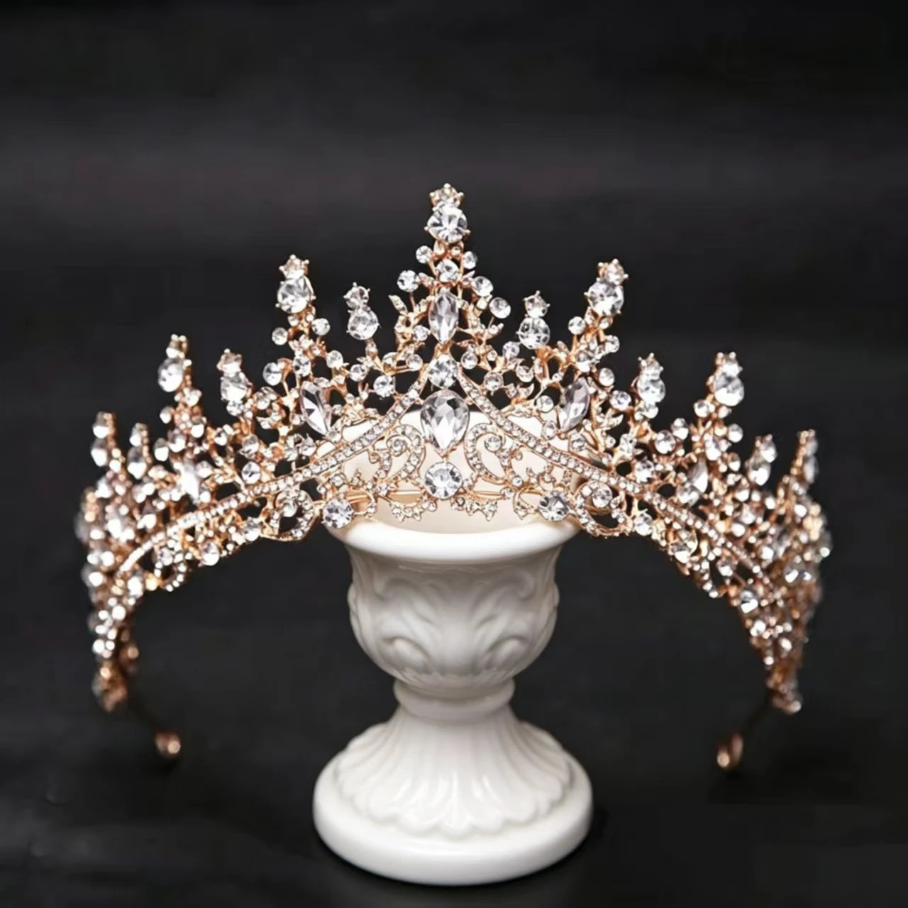 Crown tiara bride three-piece slip yarn atmosphere forest super fairy wedding dress crown birthday net red Korean wedding girl 260612