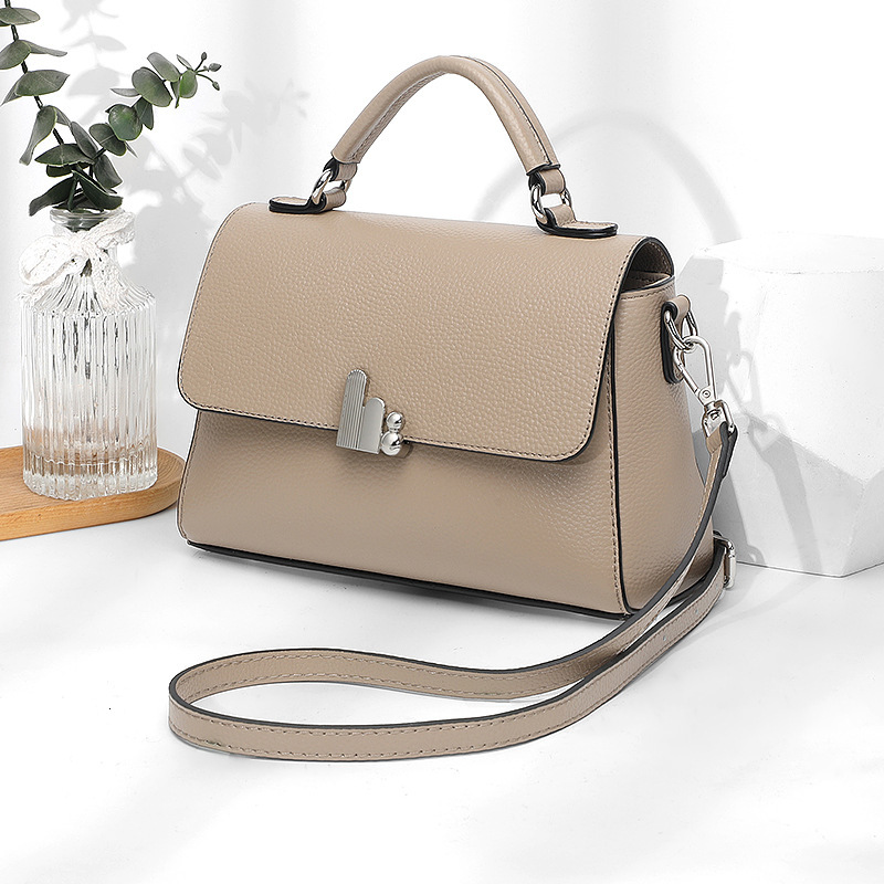 Women's Genuine Leather Underarm Shoulder 2026 New Model Top Layer Cowhide Anti-Theft Crossbody Bag Fashionable Large Capacity Handbag