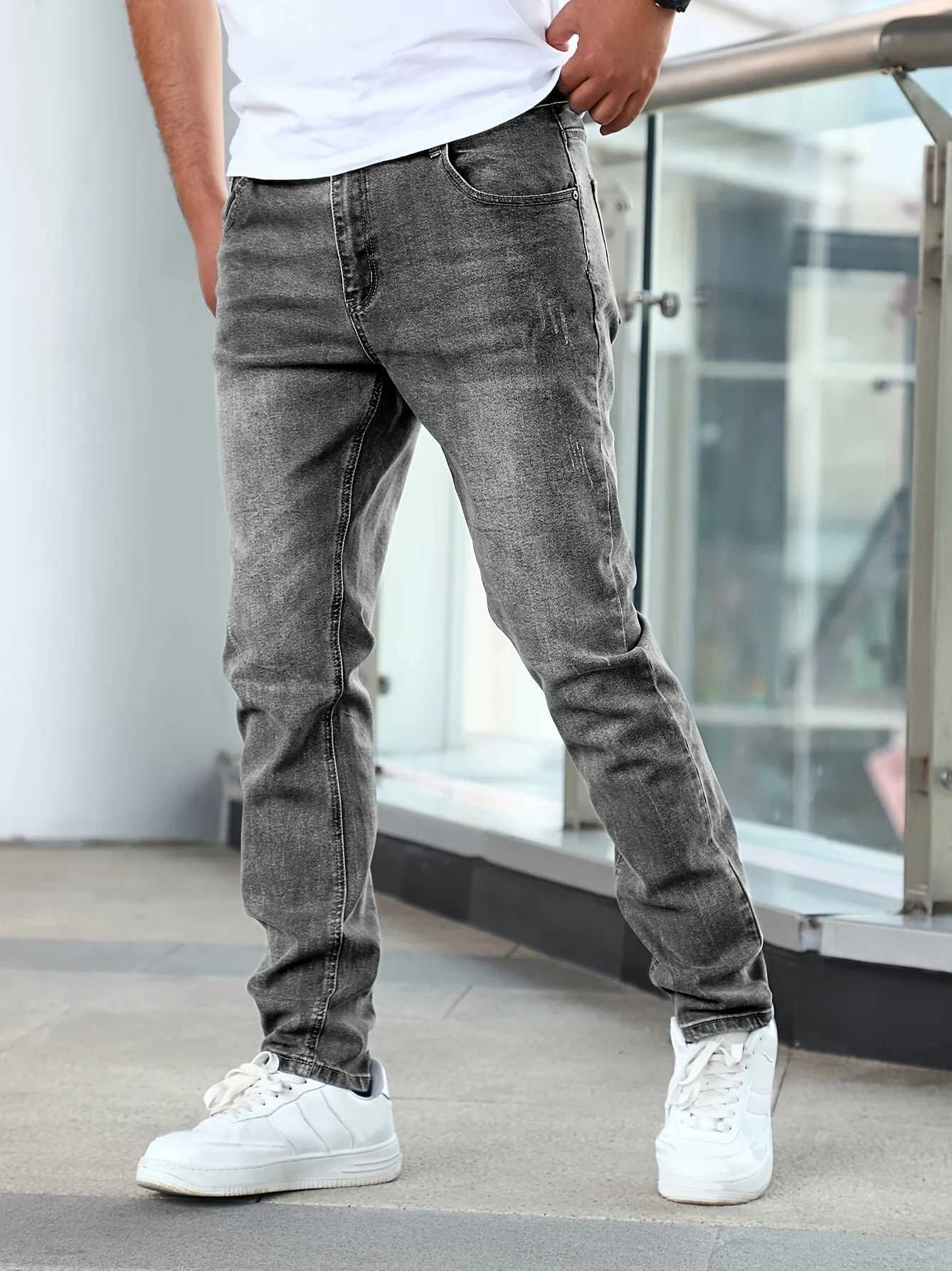 1pc MenS Casual Slim Fit Stretch Jeans Chic Street Style Distressed Denim Pants T260410