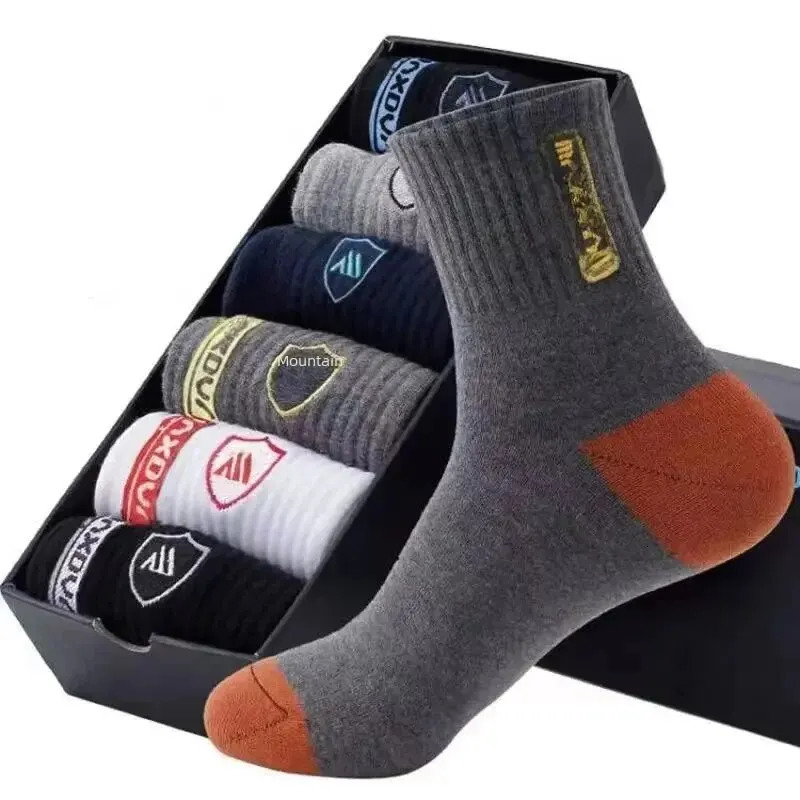 5 Pairs Apring And Fall Mens Sports Socks Summer Leisure Sweat Absorbent Comfortable Thin Breathable Meias 260612