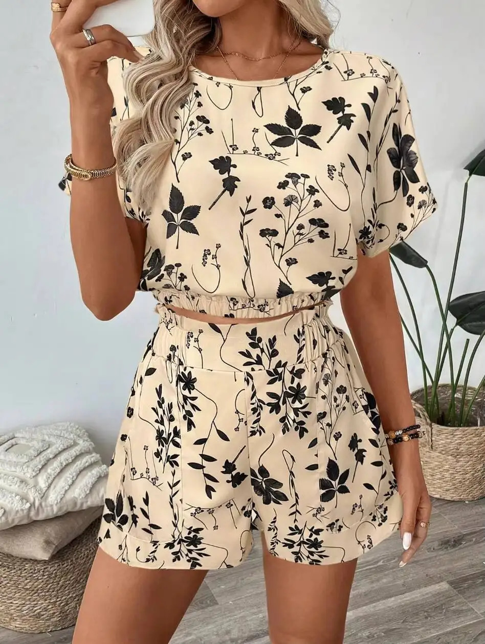 Womens T-shirt Shorts 2 Piece Set Spring Summer Short Sleeve Crop Top High Waist Shorts Set Casual Streetwear Vacation Sets 260612