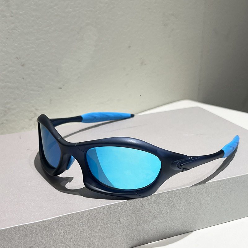 High quality New Punk Sports with Colored Lenses for Cycling and Mountaineering, Windproof Protective Eyewear, Y2K Trendy Sunglasses