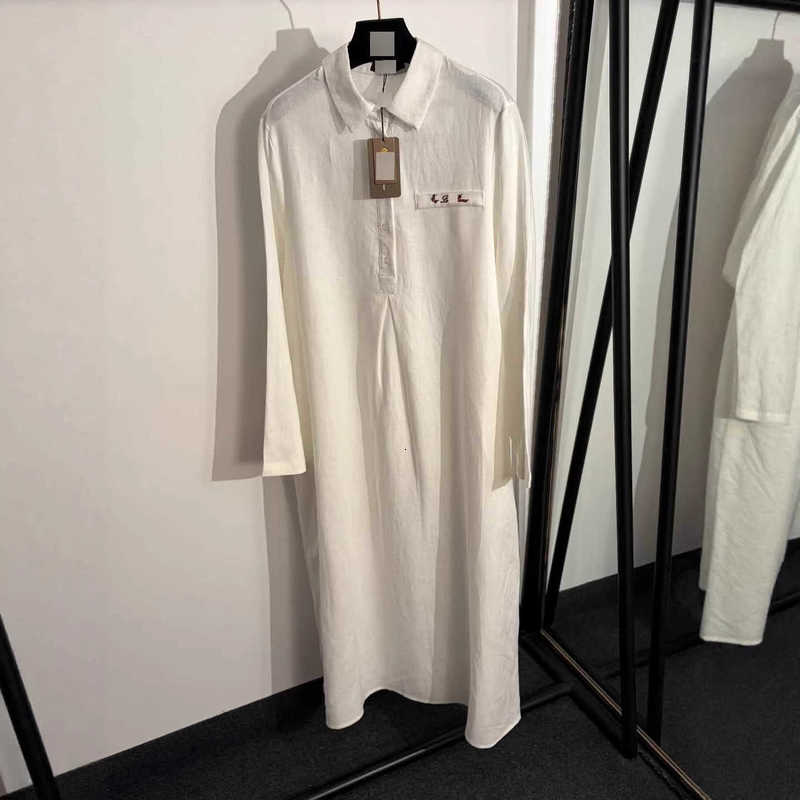 abiti da festa firmati per donna Nuovo abito in lino lungo a maniche lunghe con colletto a camicia a mezzo bottone semplice con lettera ricamata