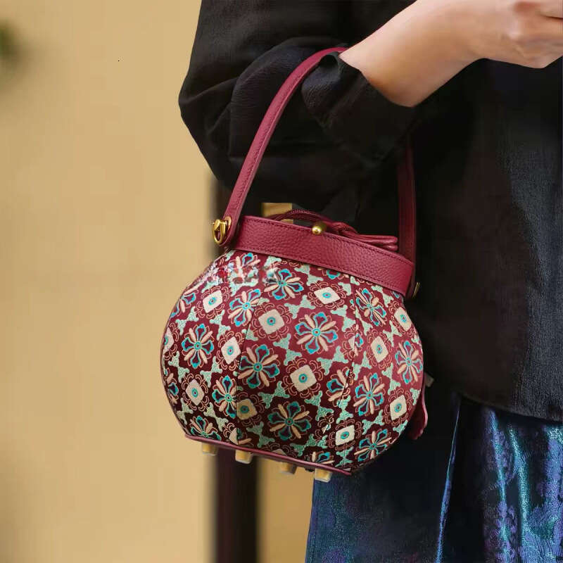 2026 New Chinese Style Song Brocade Lantern Bag Women's PU Leather Crossbody Handbag for Early Spring