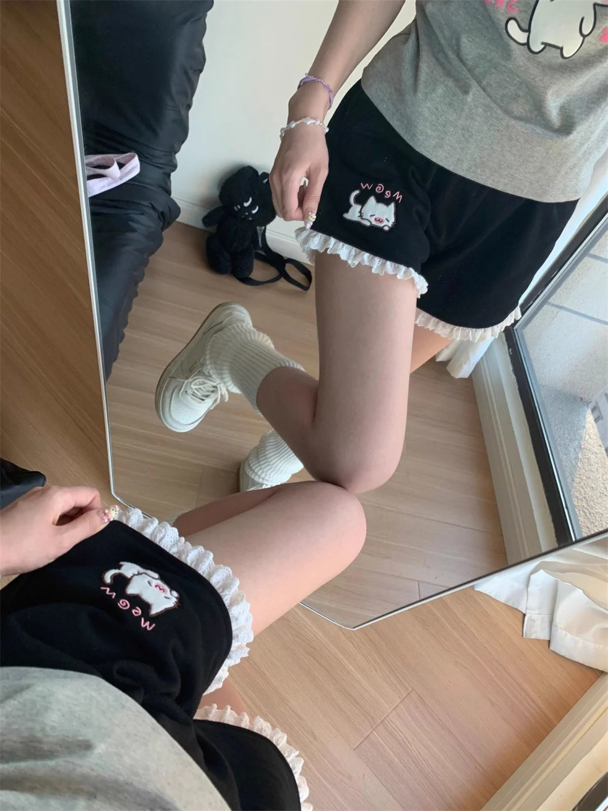 2026 Women Summer Japanese Cat Embroidery Elastic Waist Short Pants Y2k Aesthetic Casual Trousers Lace Patchwork Wide Leg Shorts 260613