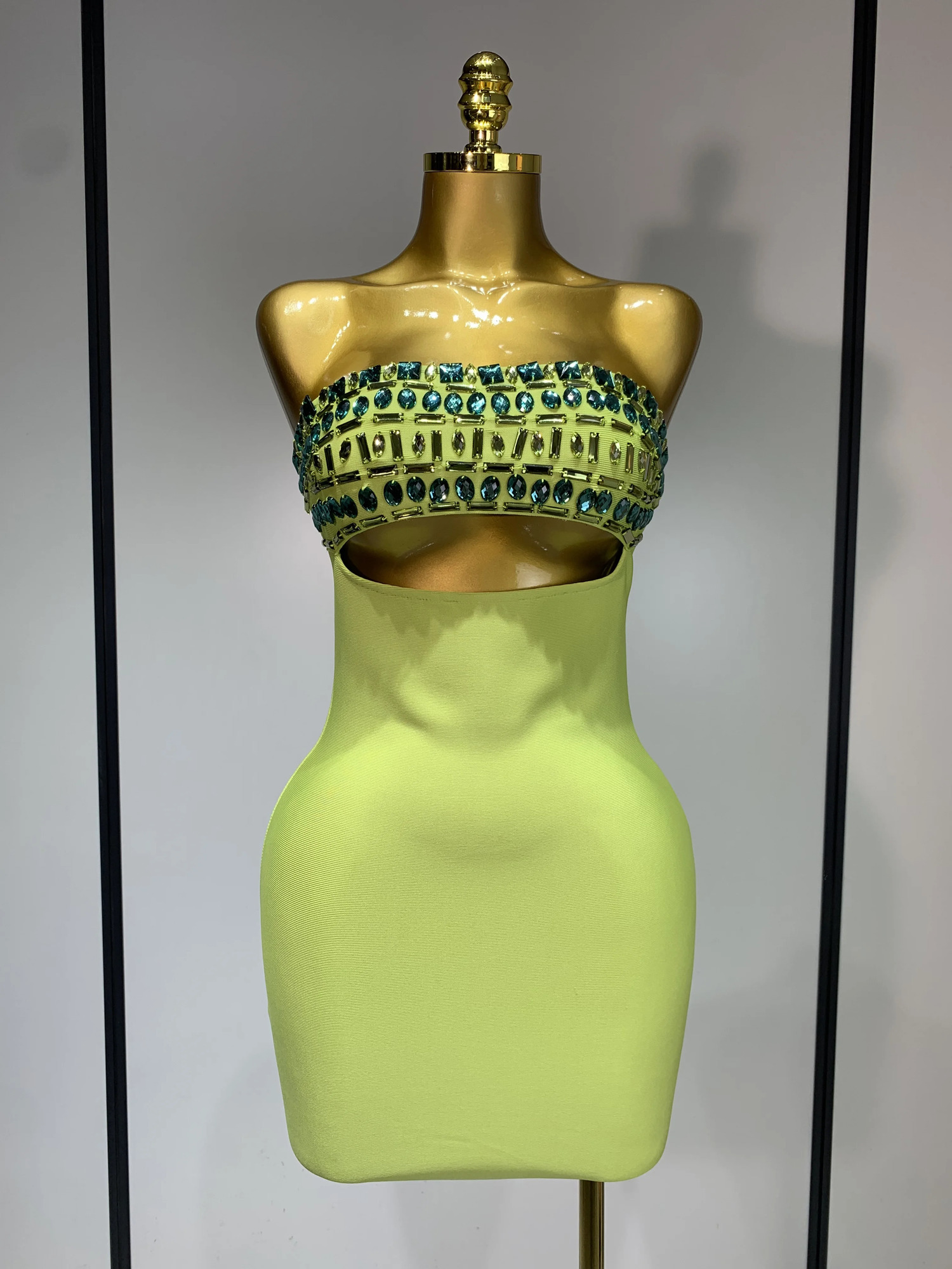 Women Celebrity Sexy Strapless Sparkly Diamond Cut Out Bodycon Bandage Dress Elegant Evening Club Party Birthday Outfit 260612