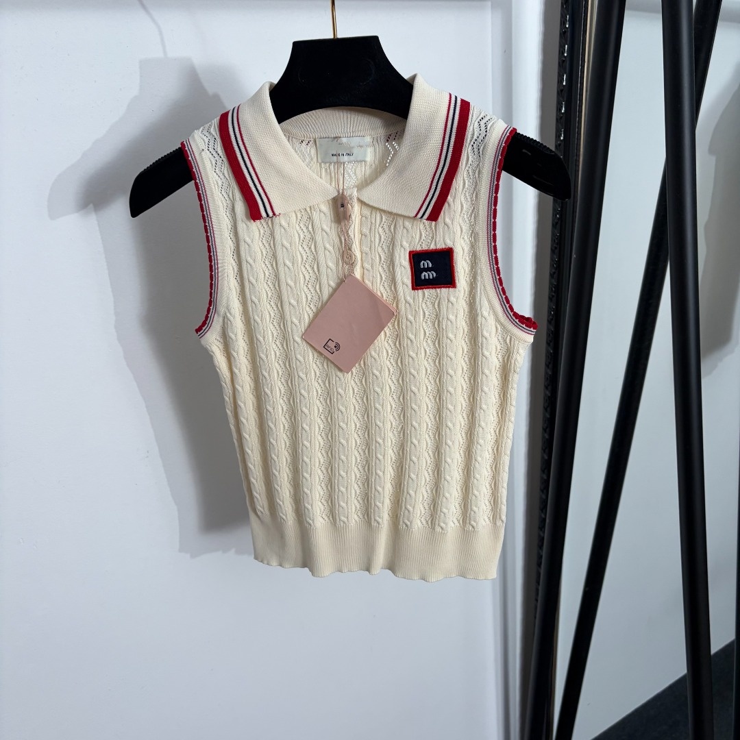 Tanks women's Designer vests for woman luxurious knitted short-sleeved T-shirt vest top Spring and Summer Style French Sweetness Trendy Knitted