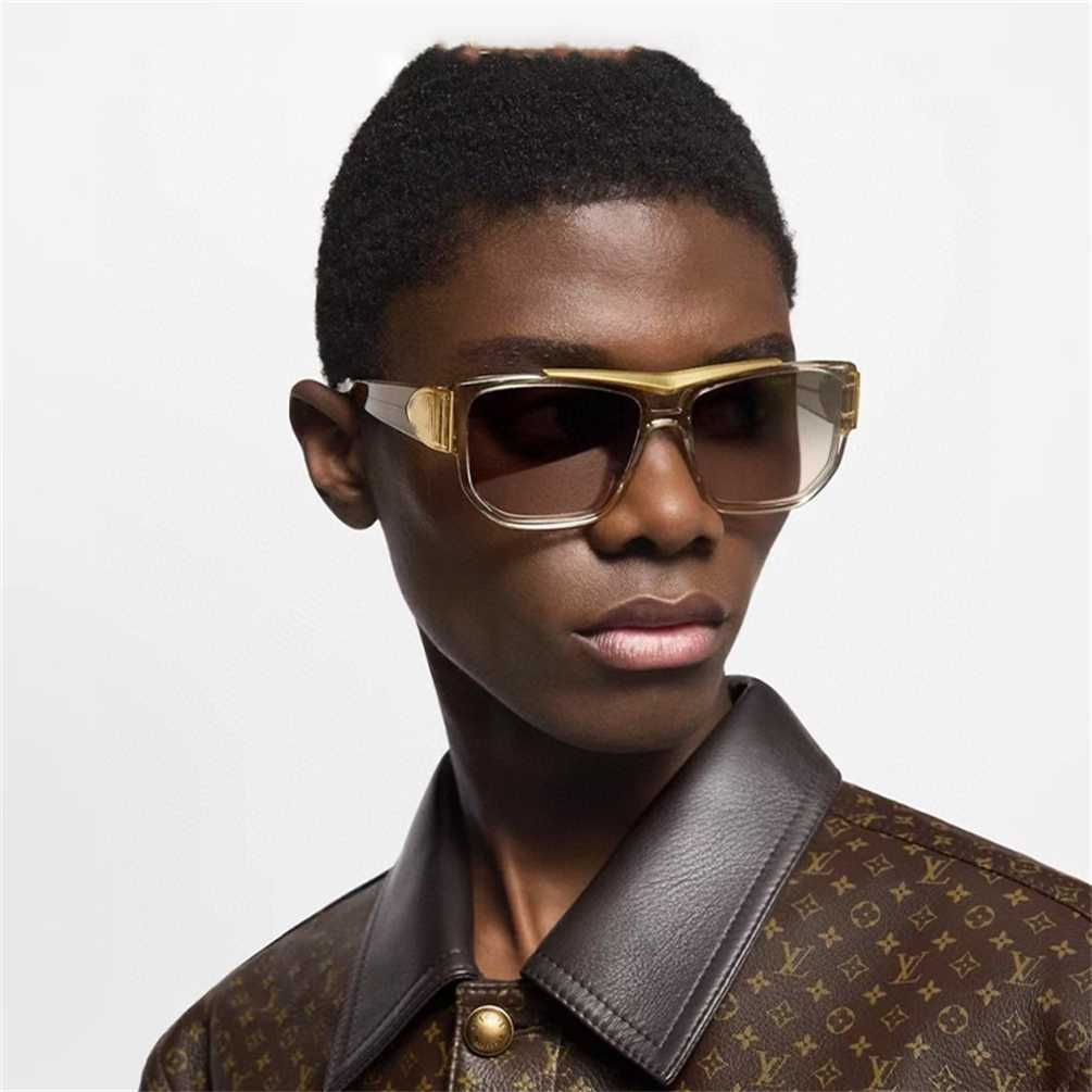 2026 New Large Frame Fashion Sunglasses Popular On Social Media Trendy Fashion Eyewear Z2700u