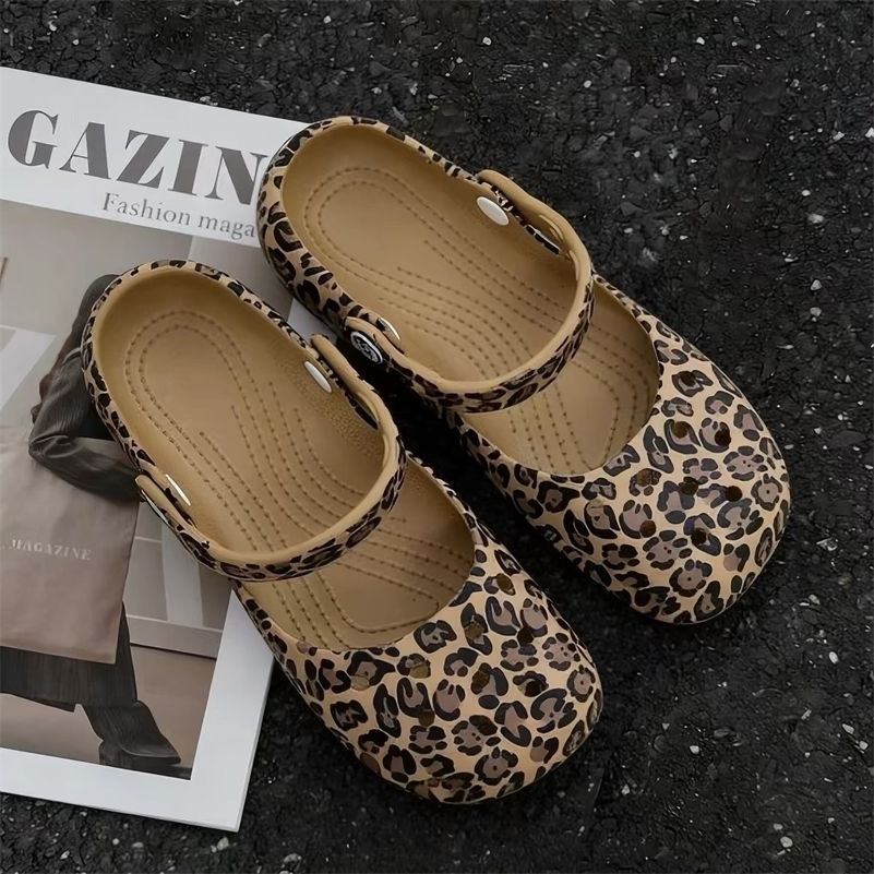 Cute Leopard Print Flat Womens Clogs Sweet Outdoor Wearing Summer Arrival EVA Outdoor Beach Waterproof Non-slip Slippers 260601ww