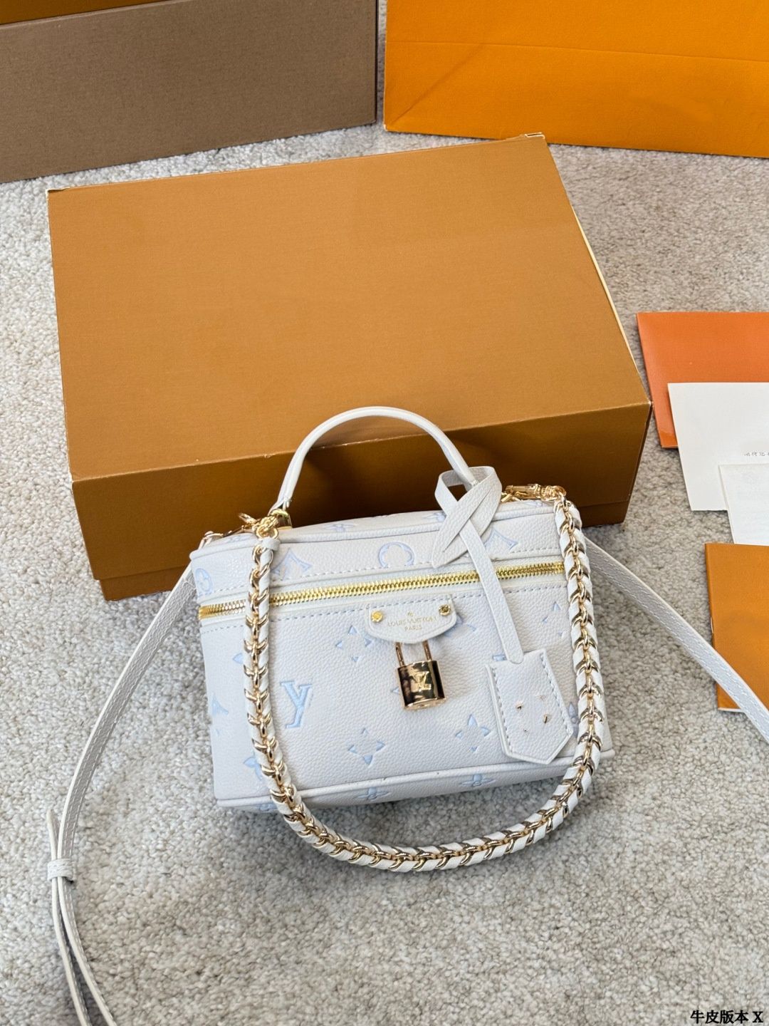Cosmetic Bags Cases 12A Classic Makeup Box Designer Makeup Bag Portable Ostrich Pattern Shoulder Bag Leather Quilted Cross Mini Luggage Mini Luxury