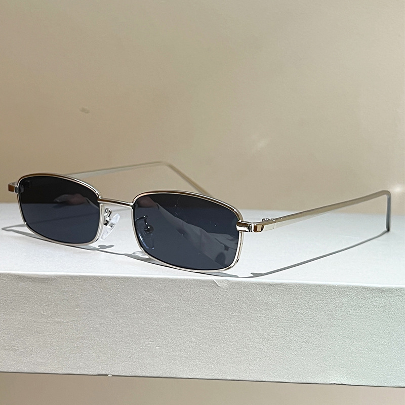 High quality Wholesale in-stock men's small square metal sunglasses, women's high-end trendy driving European and American sunglasses